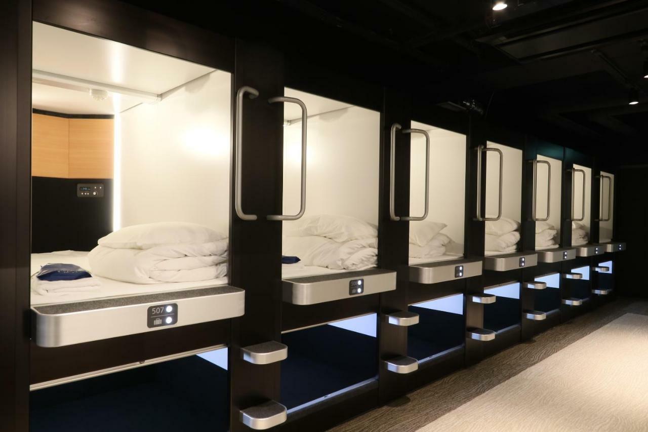 Business Capsule Hotel Lightning Hotel Asakusa Tokio Exterior foto