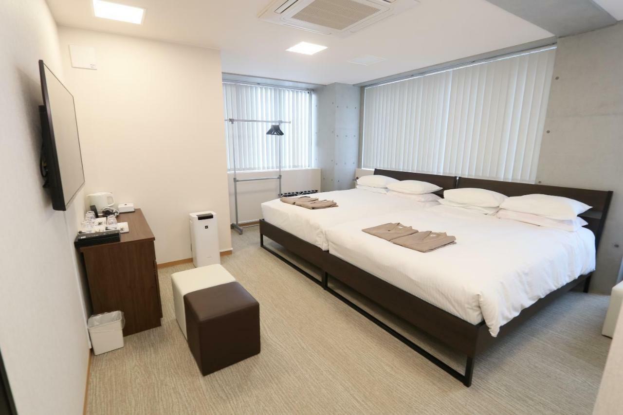 Business Capsule Hotel Lightning Hotel Asakusa Tokio Exterior foto