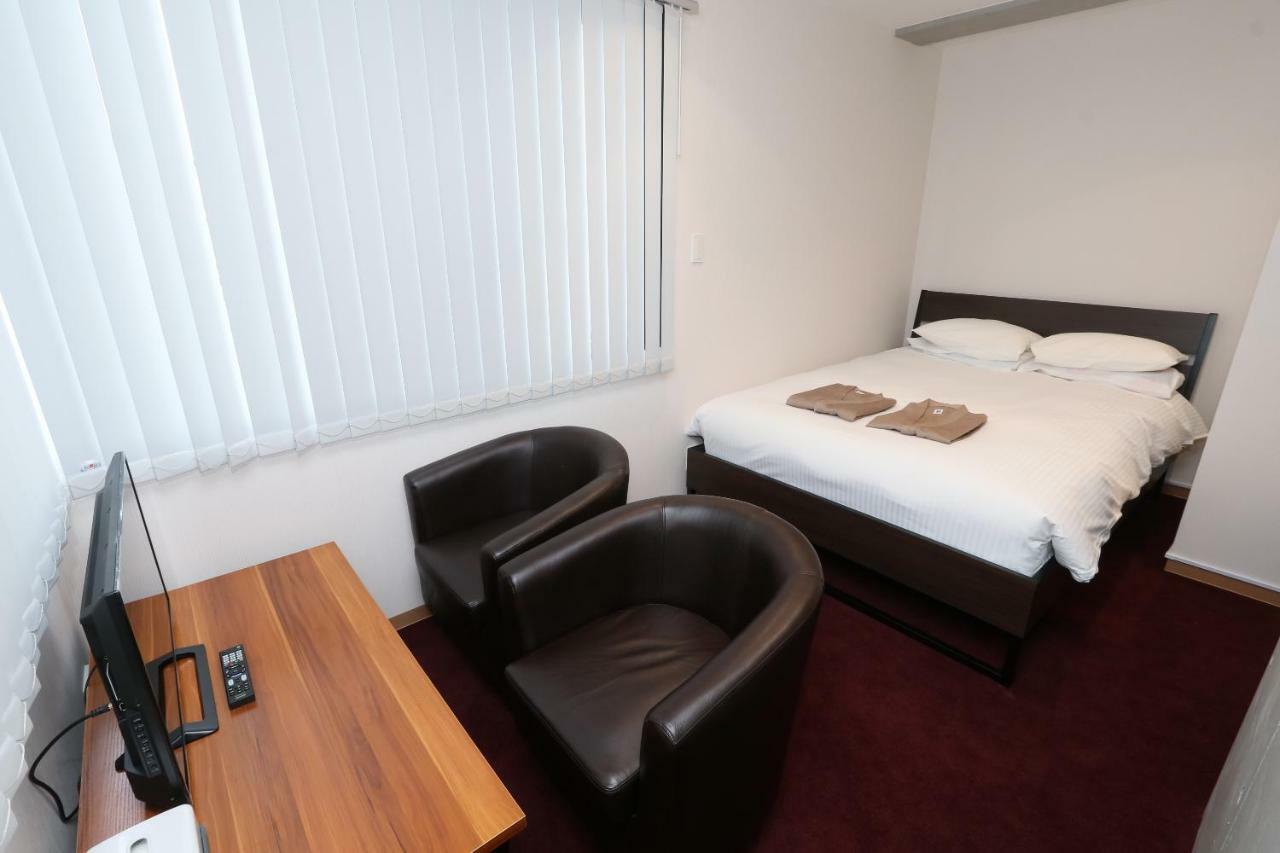 Business Capsule Hotel Lightning Hotel Asakusa Tokio Exterior foto