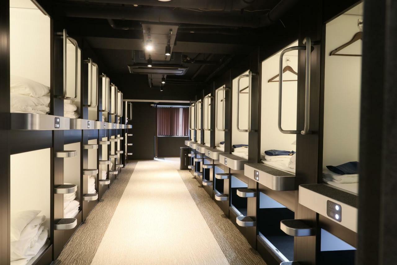 Business Capsule Hotel Lightning Hotel Asakusa Tokio Exterior foto