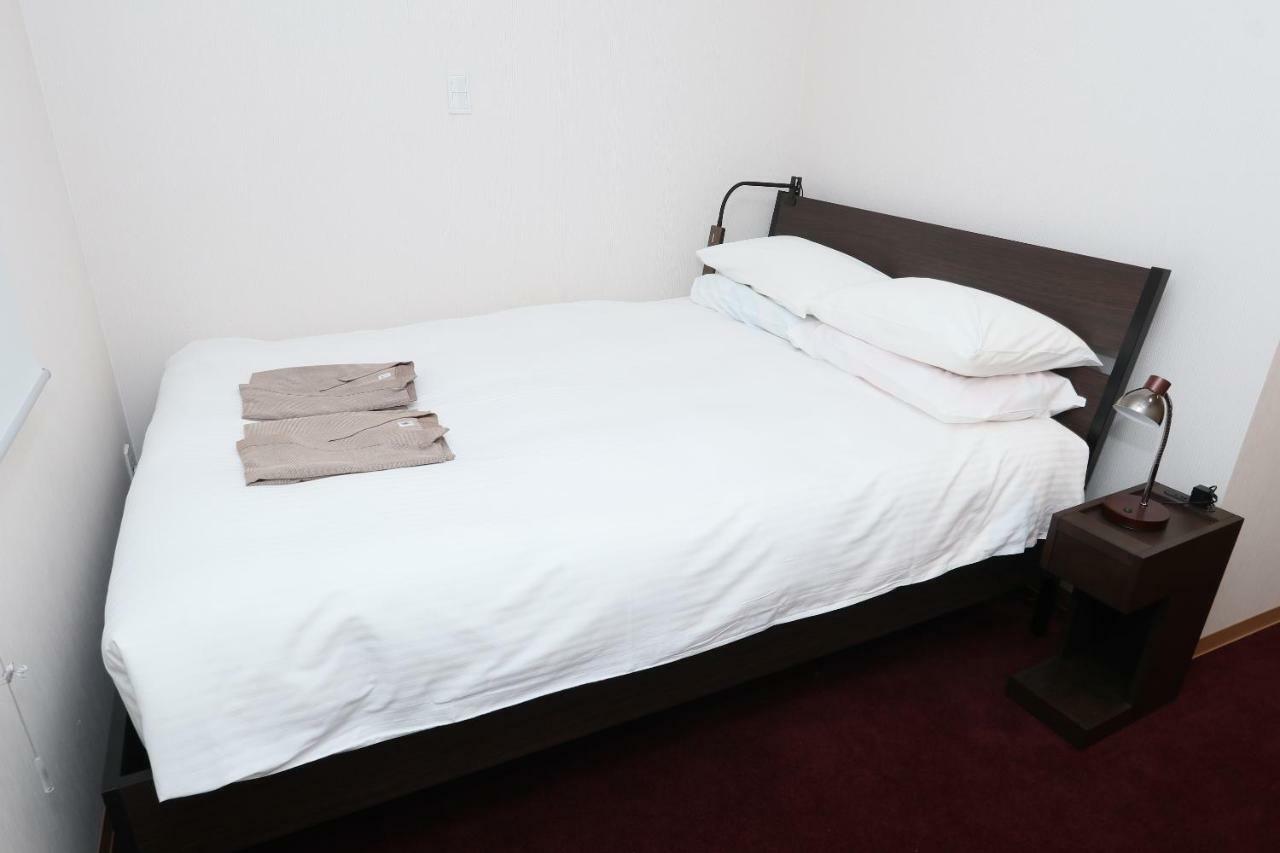 Business Capsule Hotel Lightning Hotel Asakusa Tokio Exterior foto