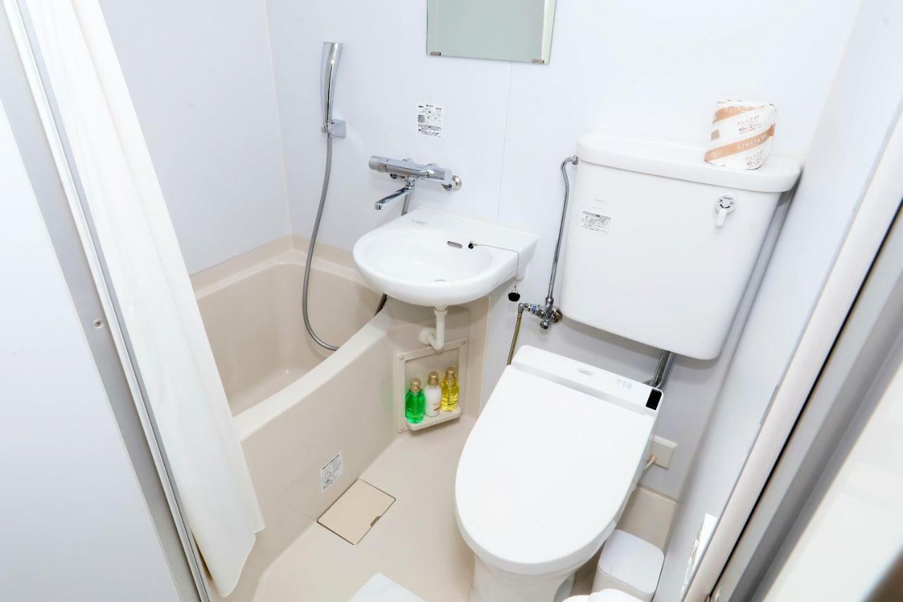 Business Capsule Hotel Lightning Hotel Asakusa Tokio Exterior foto
